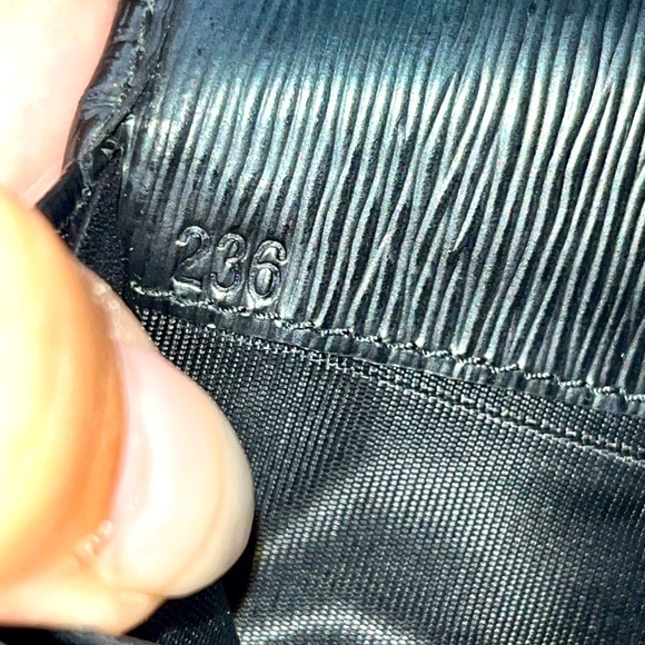 PRADA Milano Saffiano Leather Long Cont.Wallet, Blk/Gold Hardware no card case - Picture 12 of 13